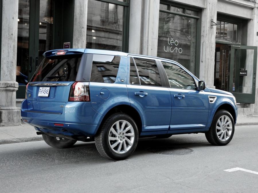  Land Rover LR2 HSE 2012 года  (фото 8 из 16)